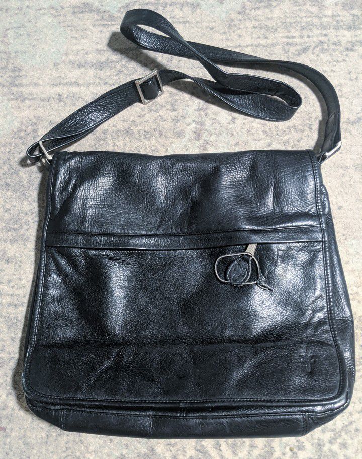 Frye Vintage Leather Messenger Bag