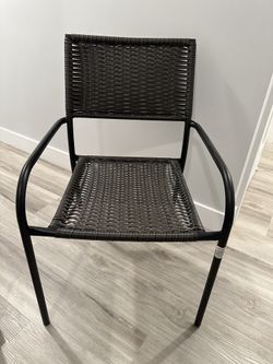 5-Piece Patio Set – 34’’ Glass Table + 4 Chairs