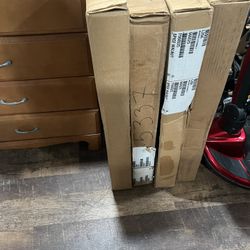 Mirrors And dressers