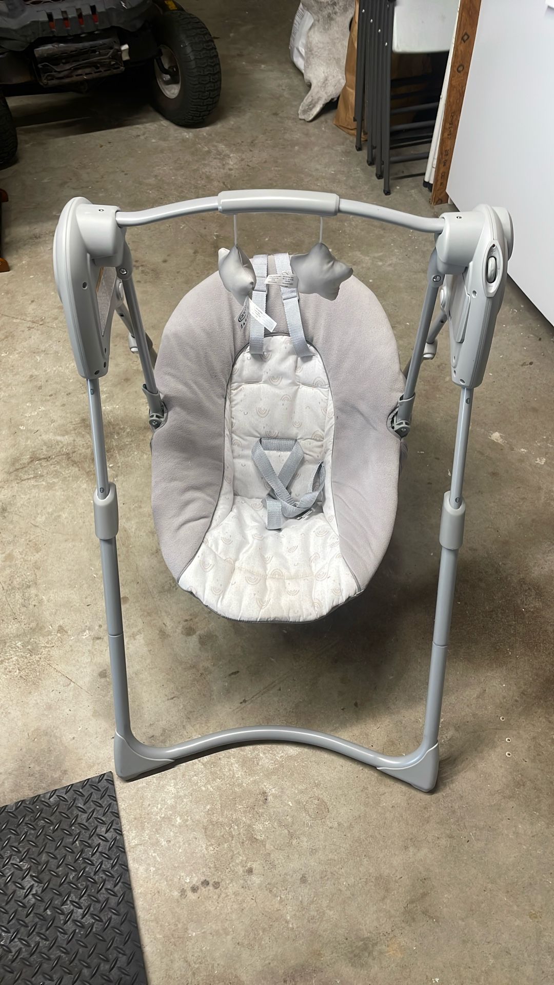 Baby swing