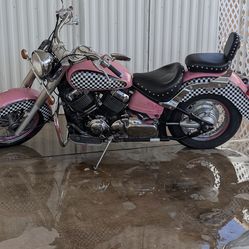 2002 Yamaha 650. Immaculate