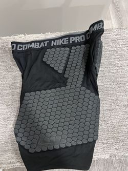 Nike Pro Combat Hyperstrong Football Padded Girdle Size 3XL for Sale in  Palos Heights, IL - OfferUp