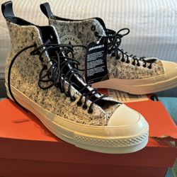 Hi-top Converse