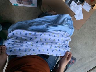 Newborns clothes