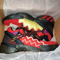 MEN'S ADIDAS BRAND NEW.. D.O.N ISSUE 2 SIZE 8