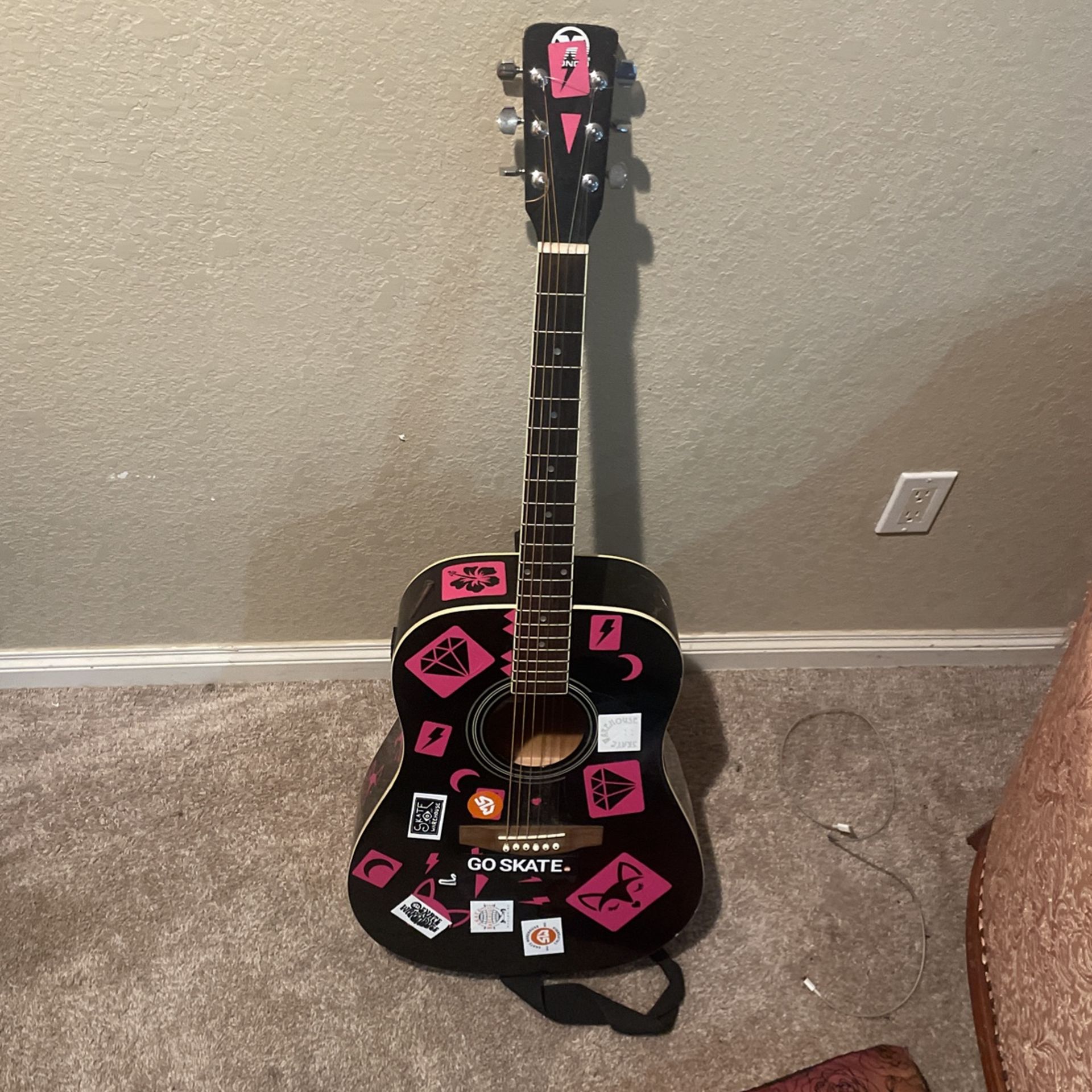 Acoustic Electric Guitar