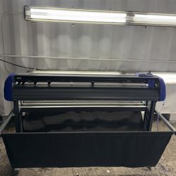 Titan 3 Vinyl Cutter 