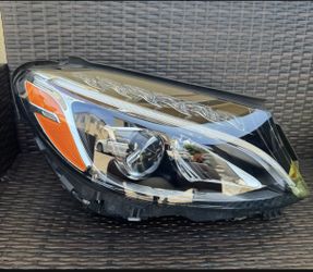 2015 2016 2017 Mercedes-Benz C300 C400 C63 W205 Right Passenger Side LED Headlight OEM Shell