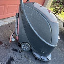 Floor scrubber walk Behind 120Vac Disc
