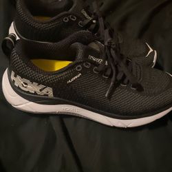 HOKA SHOES 