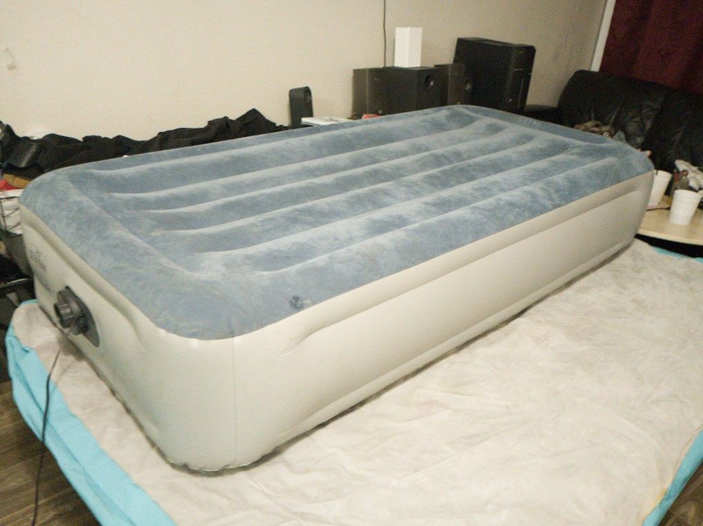 Inflatable Mattresses Twin And Queen Size Air Mattress 