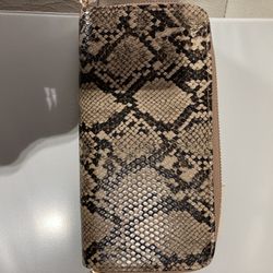 Women Wallet- Natural Snake Exterior Design