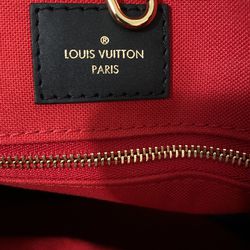 $200 Louis Vuitton Vintage Shoulder bag/Crossbody $200 for Sale in  Riverside, CA - OfferUp