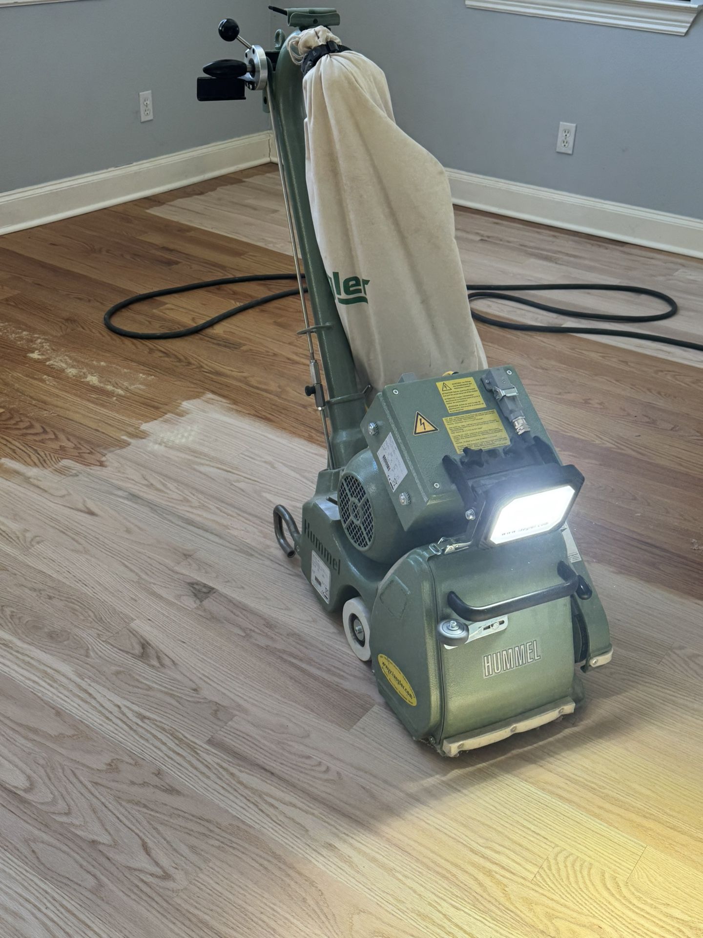 Hummel Sanding Machine 