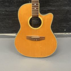 Applause Ovation Guitar AE38