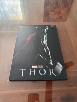 1.5 oz Silver Thor Foil Movie Poster.