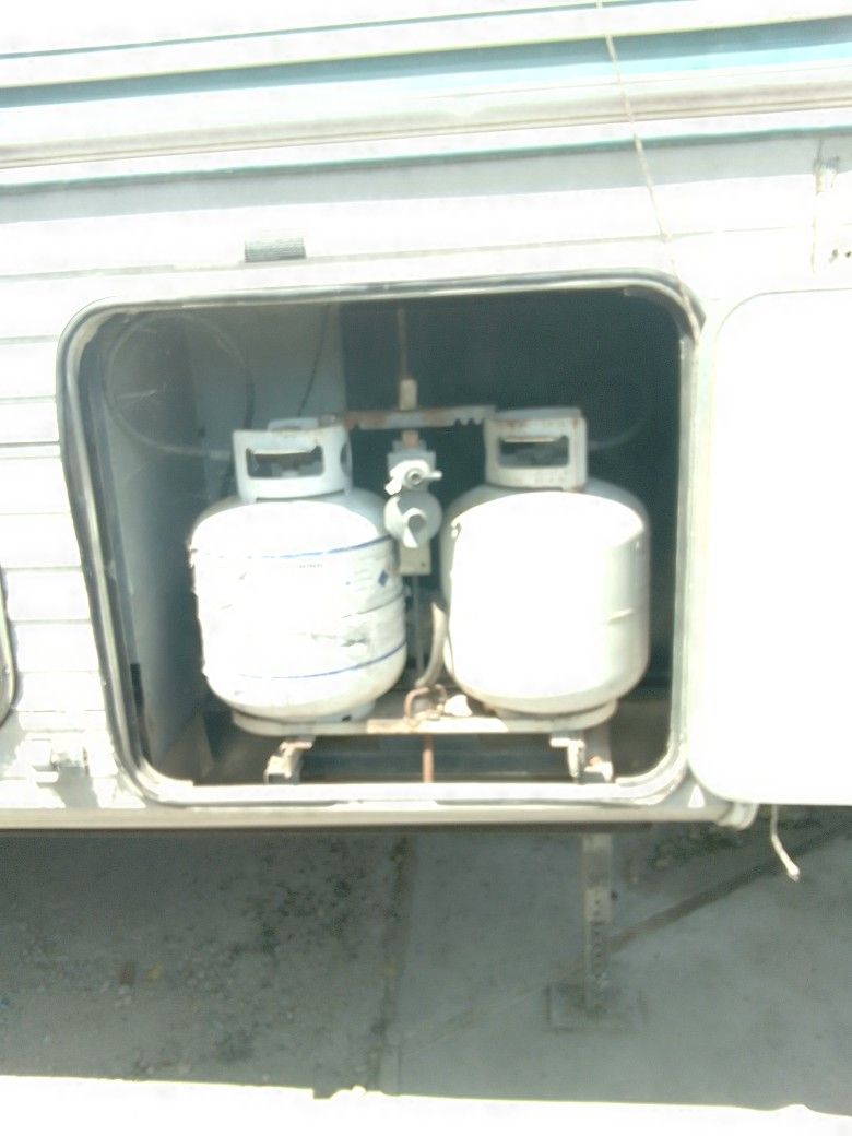 5th Wheel Camper As Is