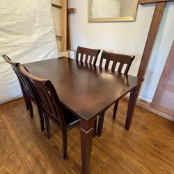 Dinning Table 4 chairs