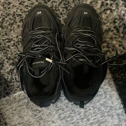 Balenciaga Tracks