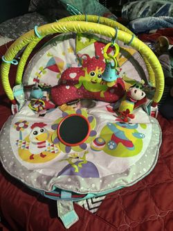 Baby Gym Lay to Sit-Up Playmat