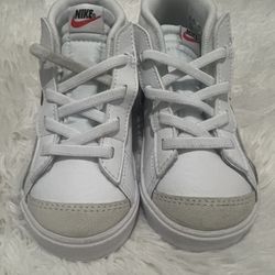 Nike Blazer Mid 77' 8c