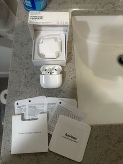 AirPods 4 with Active Noise