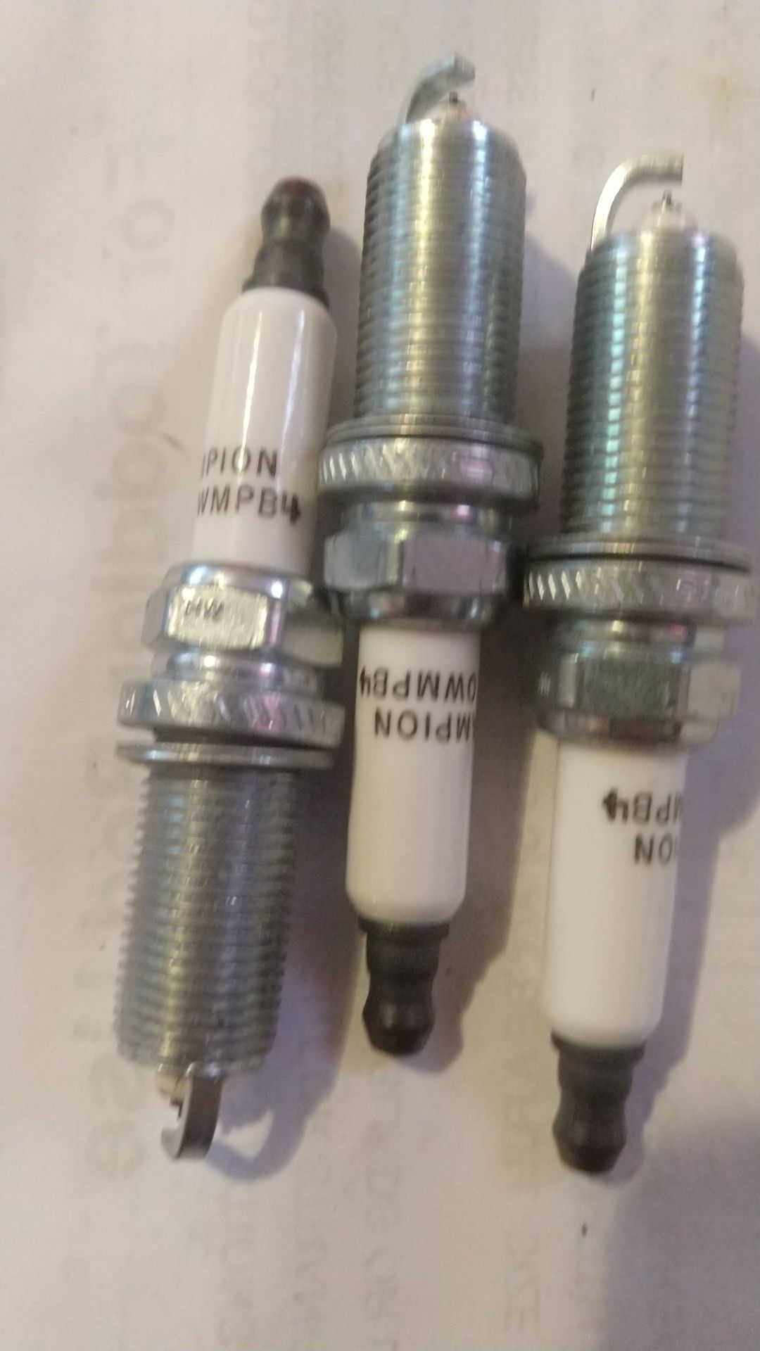 Champion spark plugs REC10WMPB4