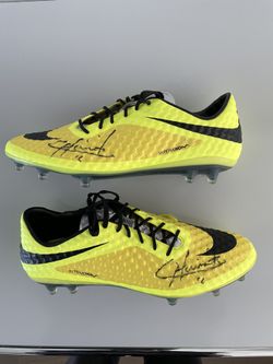 Chicharito Signed Nike Hypervenom Phantom FG — Never Worn — Size 10