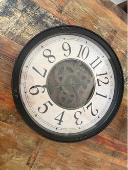 Vintage Gears Wall Clock 18” x 18” - Excellent Condition