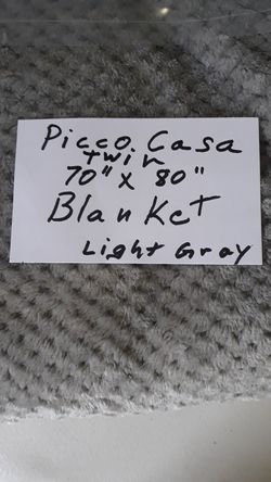 Piccolo Casa Blanket Twin Size light gray in color