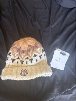 moncler beanie