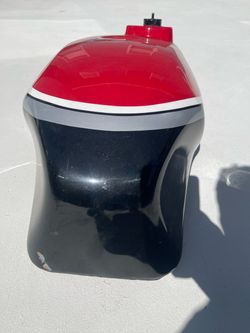 1986-87 Suzuki Gsxr 750 Gas Tank