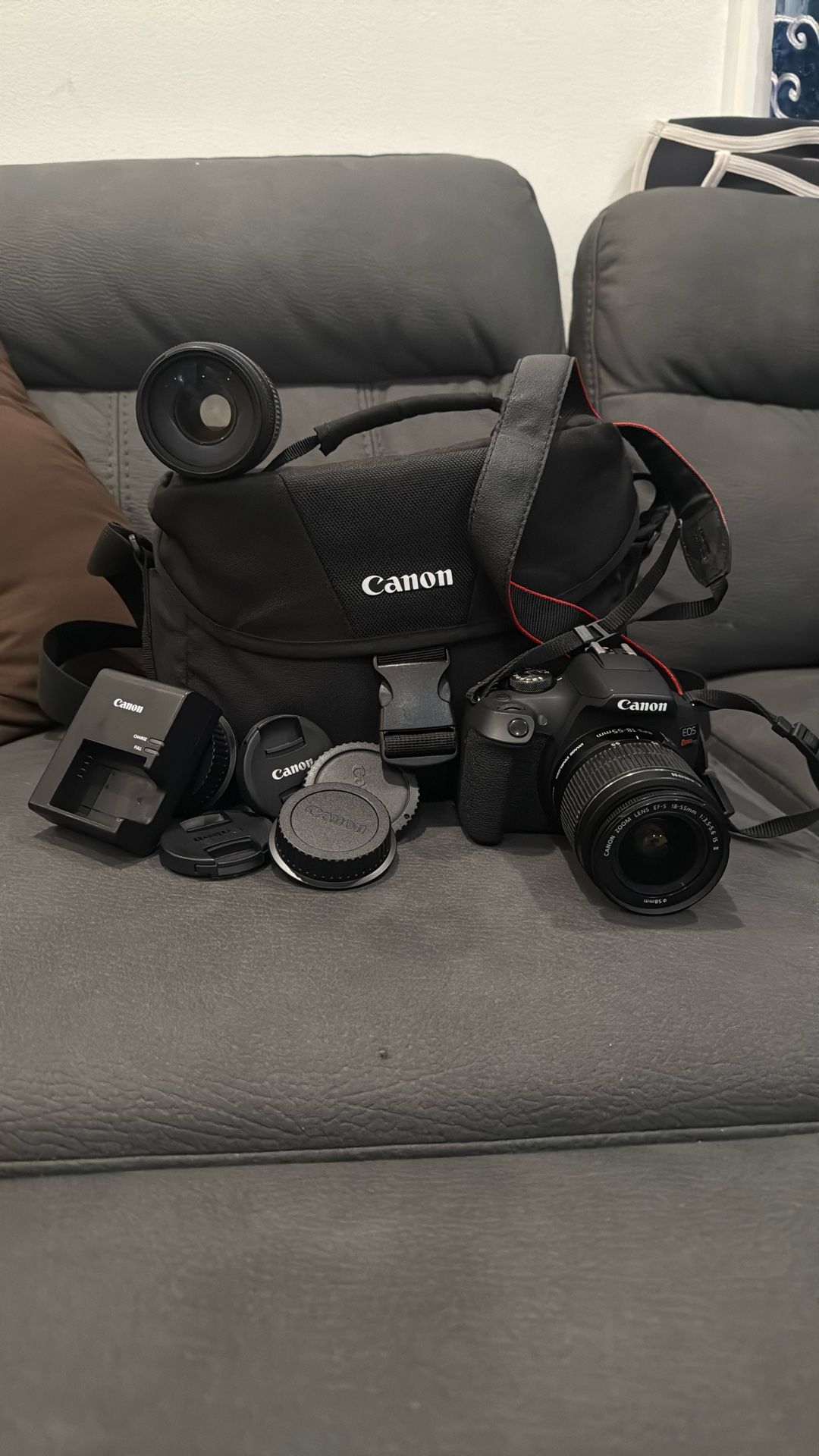 Cámara Canon Semi Nueva 