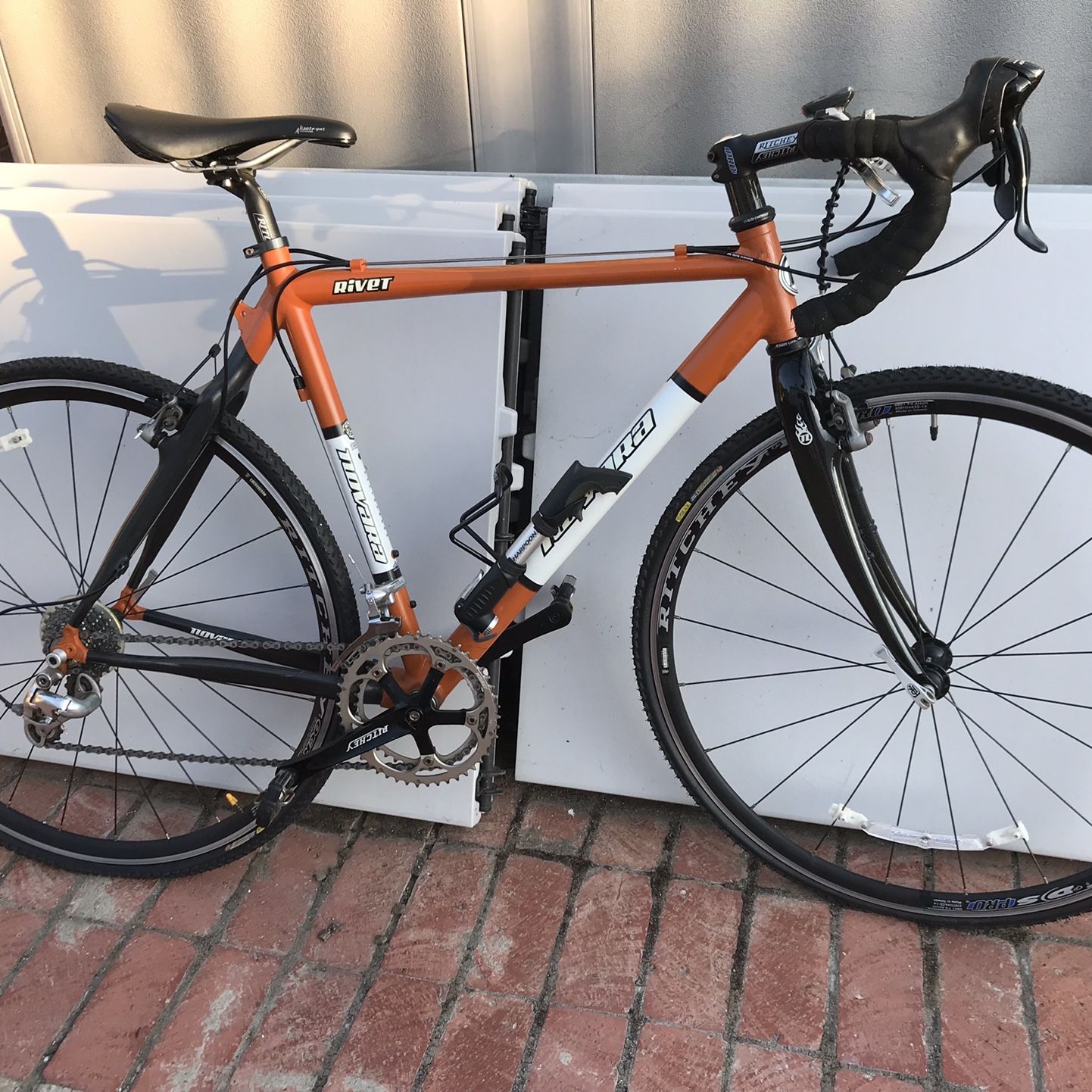 Novara Rivet Cyclocross Race Bike Ritchey Pro Shimano Ultegra for