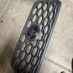 3rd gen tacoma off-road trd grille