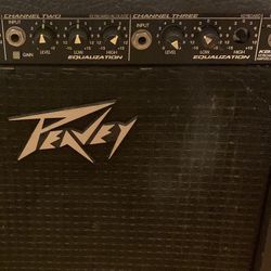 Peavey KB /A30  Amplifier 