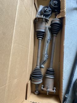 OEM Honda S2000 Axles & Differential Mount