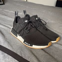 Adidas NMD R1 primeblue