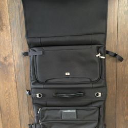 Victorinox Tri-fold Garment Bag