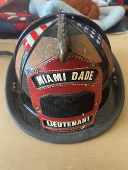 Miami Dade Lieutenant Firefighter  Helmet