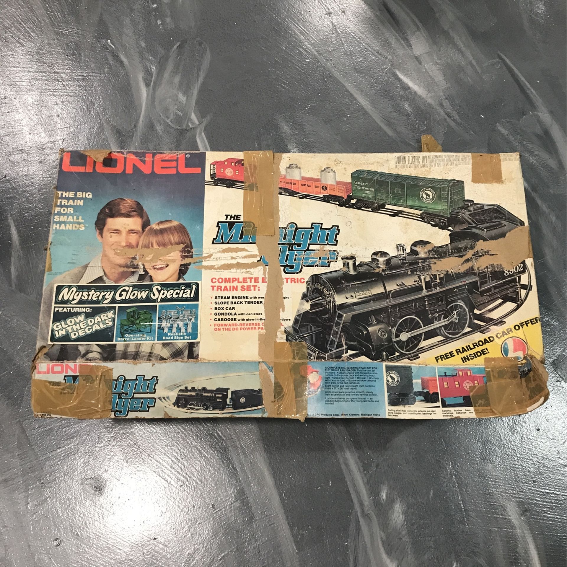 Circa 1980 Lionel Train Set