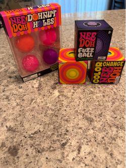Needoh Color Change.
