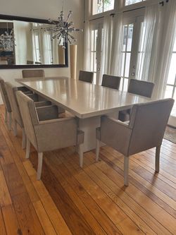 8 seater wooden dining room /Boardroom table 9 x 3.9.