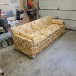 FREE COUCH