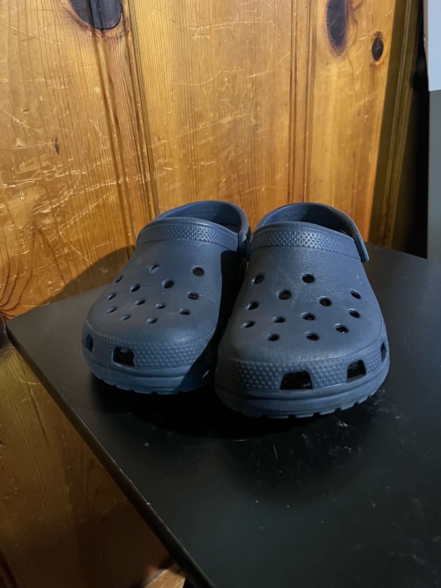 Crocs Classic Clogs in blue, size 7-9
