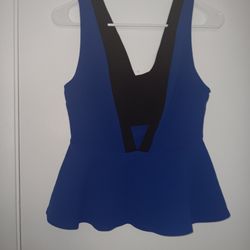 Royal Blue And Black Top Size Medium 👌 