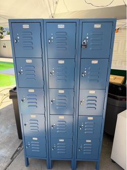 Lockers 12 Compartment Color Blue - Like NEW 36x12x66