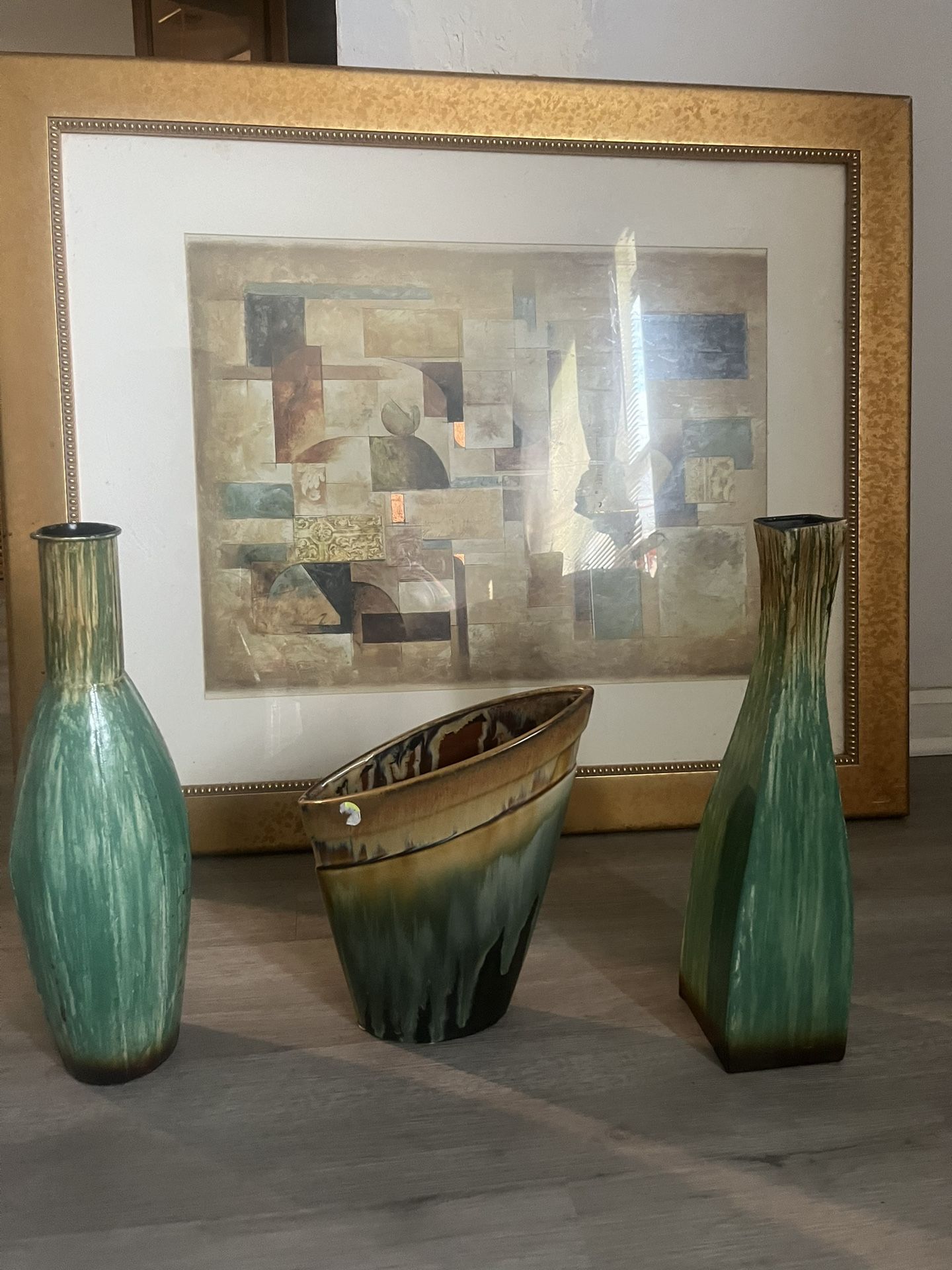 Picture Frame And Vaces