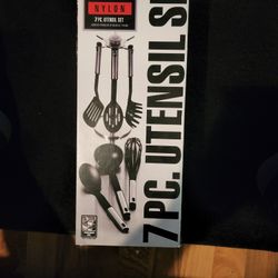 Nylon 7pc. Utensil Set