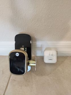 Yale August Smart Lock with Wifi Module